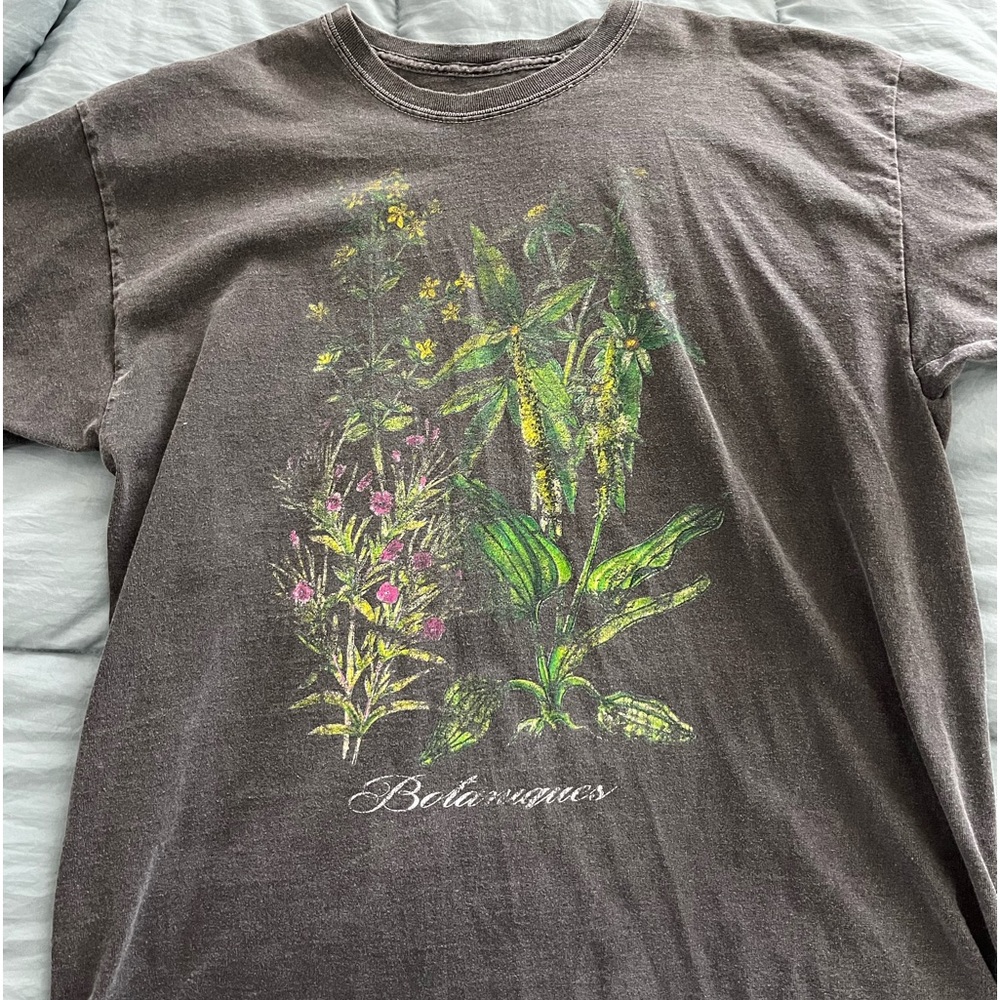 Urban Outfitters Tshirt